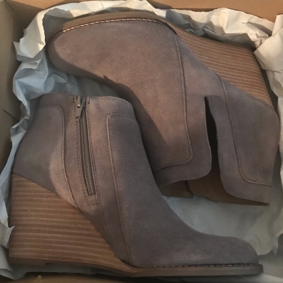 Lucky Brand Shoes - Lucky Brand Yabba Wedge Booties
